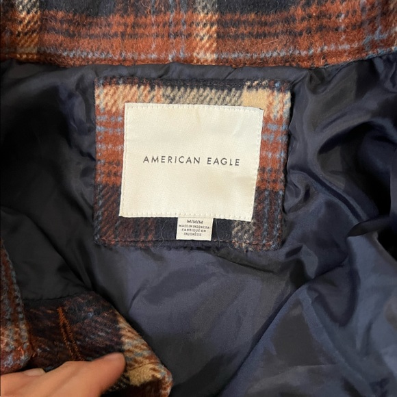 **SOLD**AE Plaide Cropped Shacket Size M; Rust/Navy Blue - Picture 8 of 13